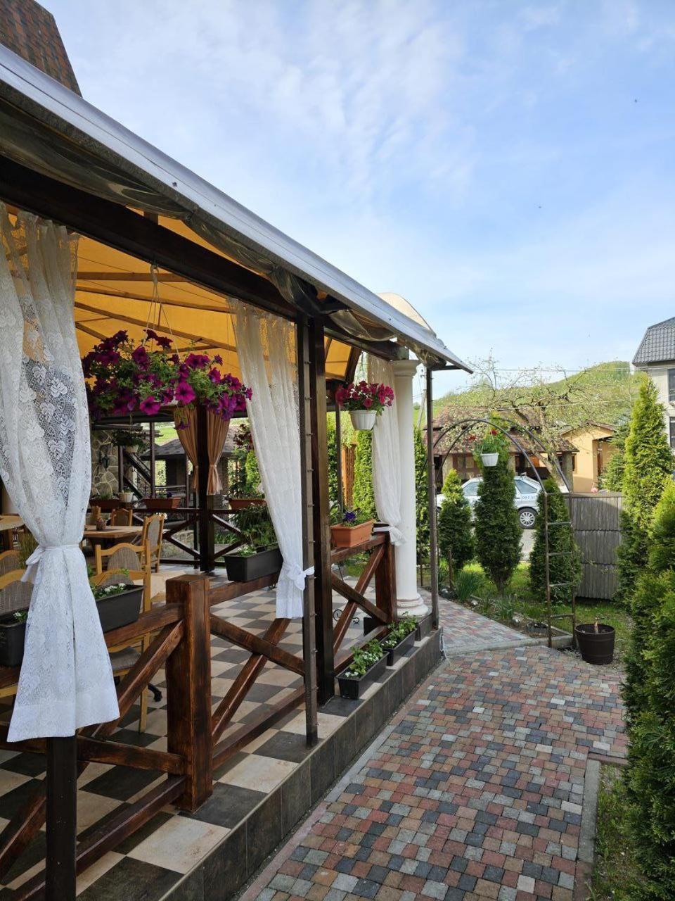 Minihotel Zolotoe Runo Ploskoye Экстерьер фото